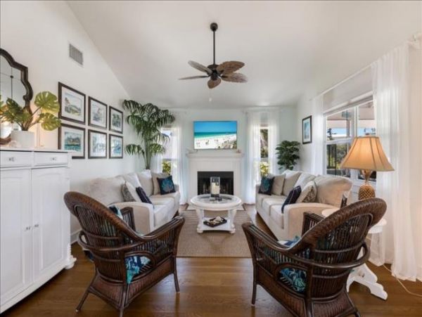Anna Maria 3 Bedroom Cottage with Private Pool