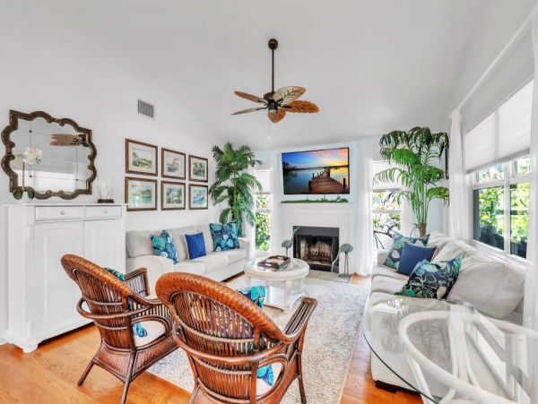 Anna Maria 3 Bedroom Cottage with Private Pool
