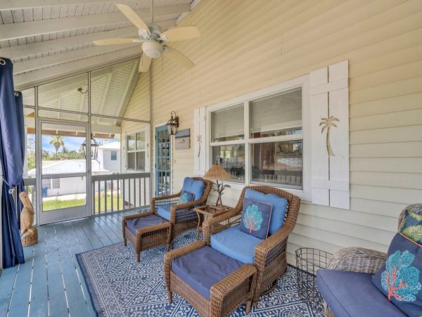 Anna Maria 3 Bedroom Cottage with Private Pool