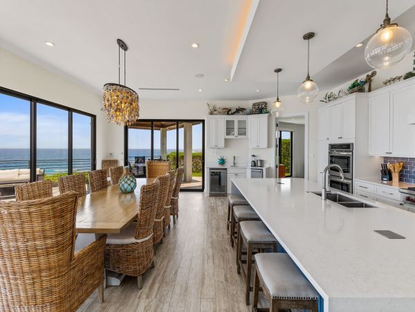 Private Collection  Cayman Island Vacation Home Sleeps 12 Guests