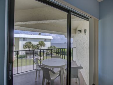Bradenton Beach Vacation Rental Condo Two Bedrooms