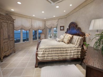 St. Croix Seafront 4 Bedroom Rental Villa with Infinity Pool St. Croix Seafront 4 Bedroom Rental Villa with Infinity Pool