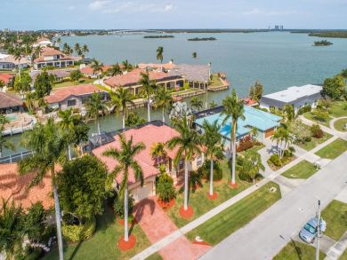 Canal Front Three Bedroom Rental Home in Marco Island