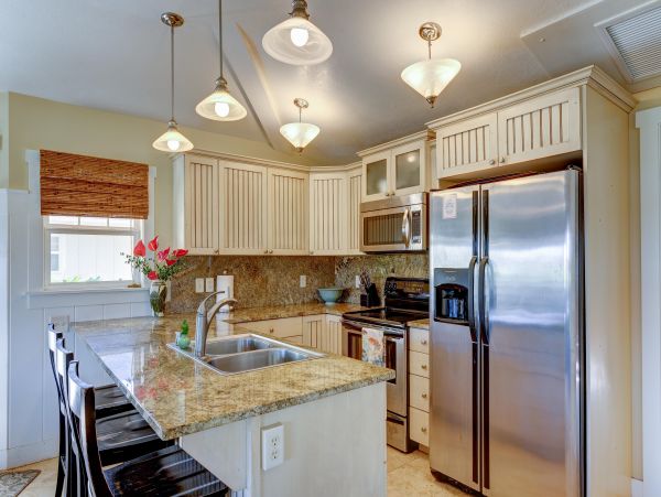 Top Floor All One Level 3 Bedroom Unit with Community Pool