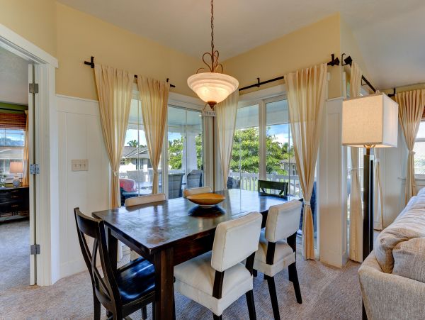 Top Floor All One Level 3 Bedroom Unit with Community Pool