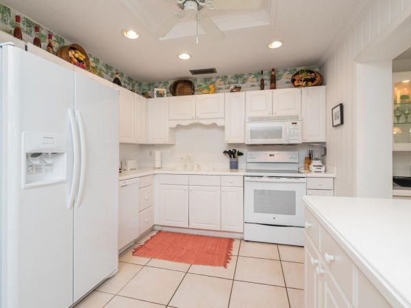 Stroll To Beach 3 Bedrooms Private Pool
