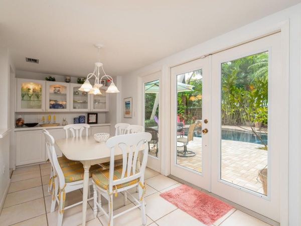 Stroll To Beach 3 Bedrooms Private Pool