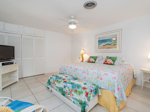 Stroll To Beach 3 Bedrooms Private Pool