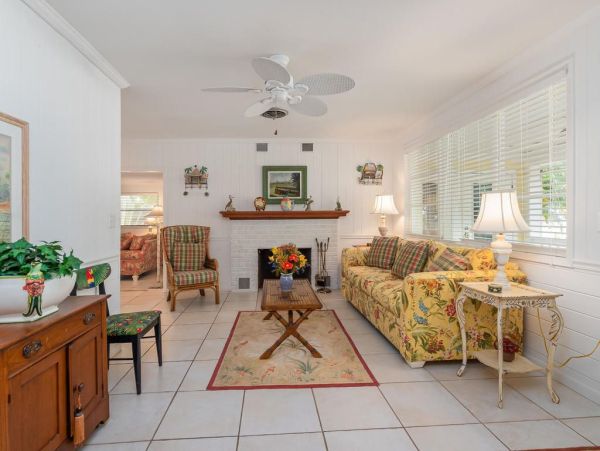 Stroll To Beach 3 Bedrooms Private Pool