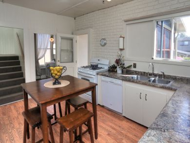Three Bedroom Vacation Home in Santa Barbara