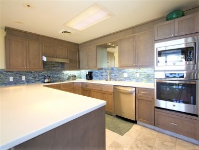 2 Bedroom Maui Vacation Condo Sleeps 6 Guests Ocean Views