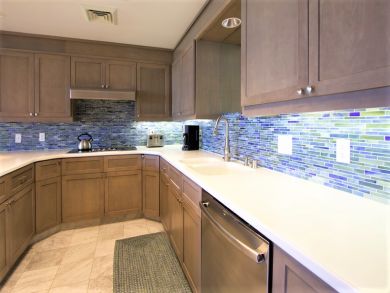 2 Bedroom Maui Vacation Condo Sleeps 6 Guests Ocean Views