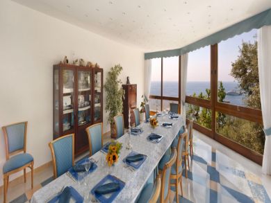 Walk to Beach 10 Bedrooms Vacation Home in Amalfi Coast
