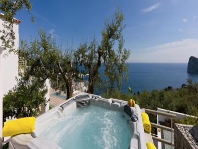 Walk to Beach 10 Bedrooms Vacation Home in Amalfi Coast