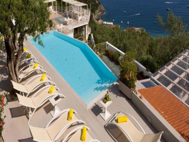 Walk to Beach 10 Bedrooms Vacation Home in Amalfi Coast