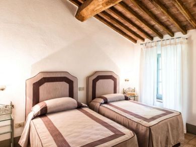 Tuscany Luxury Vacation Rental Home Ten Bedrooms Sleeps 20