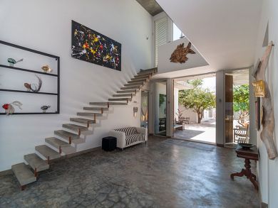 Bonaire Seven Bedroom Vacation Villa with Oceanfront Pool