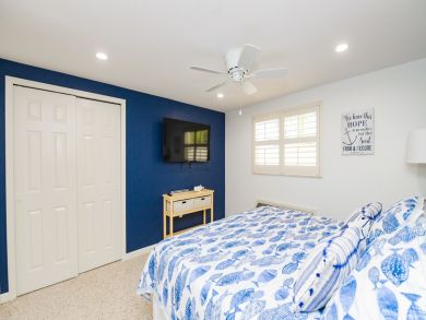 Walk to Beach Bradenton Vacation Condo Sleeps 4 Guest