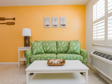 Bradenton Beach Vacation Rental Sleeps Four