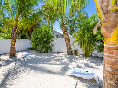 Bradenton Beach Vacation Rental Sleeps Four