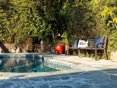 Few Steps to Beach Malibu Vacation Pool Home Sleeps 12
