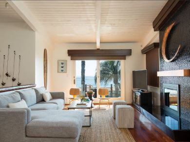 Few Steps to Beach Malibu Vacation Pool Home Sleeps 12