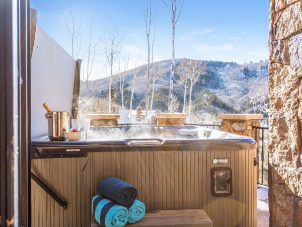 Ski In Ski Out 7 Bedroom Beaver Creek Vacation Home