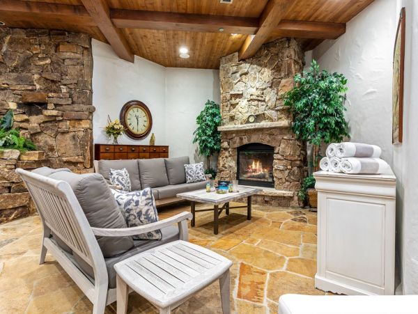 Ski In Ski Out 7 Bedroom Beaver Creek Vacation Home