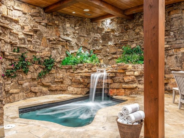 Ski In Ski Out 7 Bedroom Beaver Creek Vacation Home