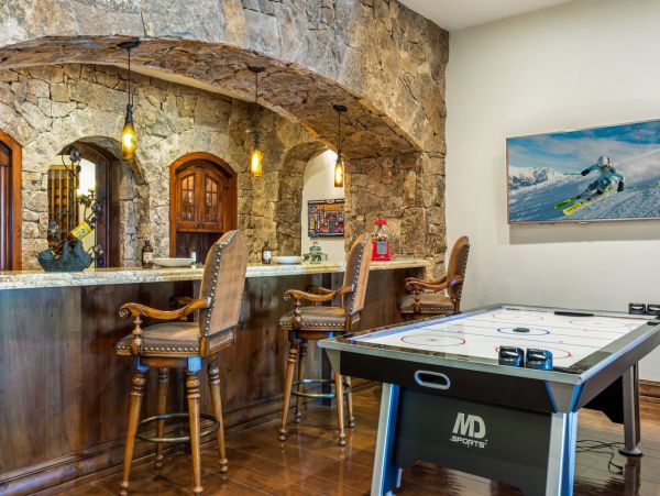 Ski In Ski Out 7 Bedroom Beaver Creek Vacation Home