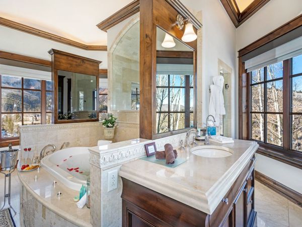 Ski In Ski Out 7 Bedroom Beaver Creek Vacation Home