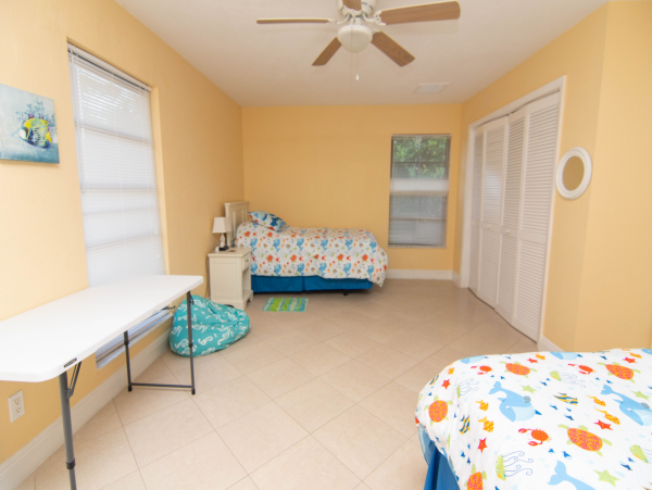Sanibel Vacation Home Sleeps 8 Guests Short Walk to Beach
