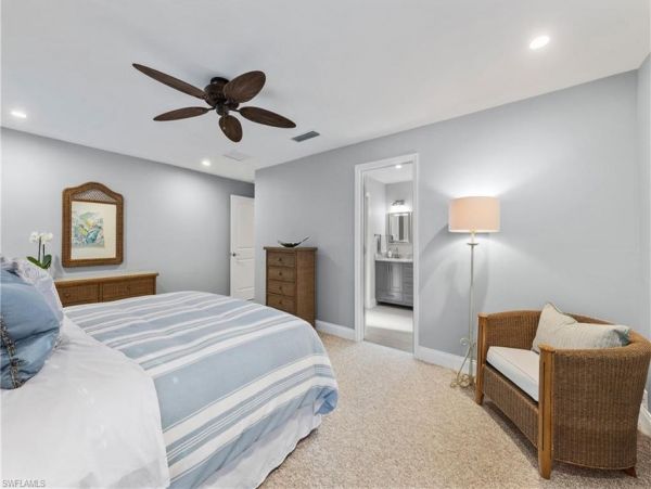 Beautiful 3 Bedroom Home with Private Pool Walk to Beach