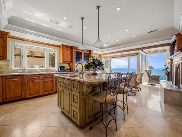 The Ultimate Luxury in La Jolla