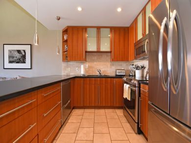 Lahaina Luxury Vacation Condo Rental Three Bedrooms