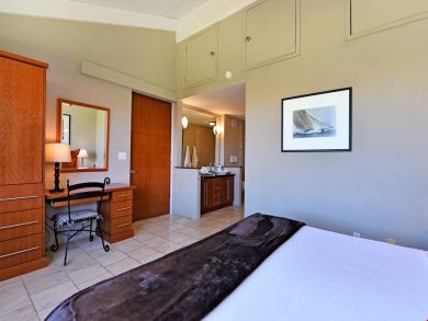 Lahaina Luxury Vacation Condo Rental Three Bedrooms