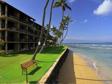 Lahaina Luxury Vacation Condo Rental Three Bedrooms