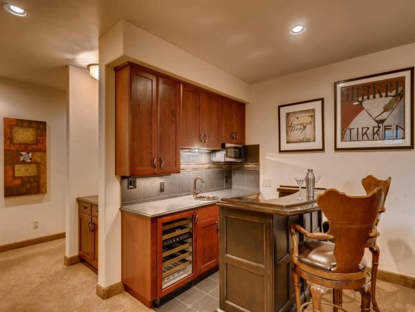 Luxury Breckenridge Vacation Home Sleeps 15 Guests