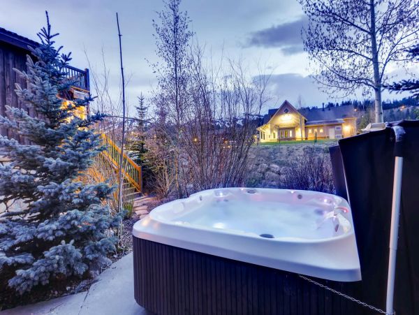Luxury Breckenridge Vacation Home Sleeps 15 Guests