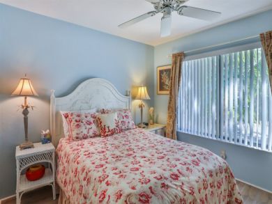 Sanibel Vacation Home Sleeps 10 Guests Short Walk to Beach