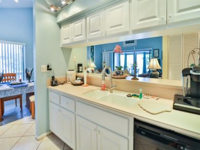 Sanibel Vacation Home Sleeps 10 Guests Short Walk to Beach