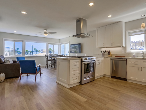 Mission Beach Vacation Home Plus Guest House Sleeps 5
