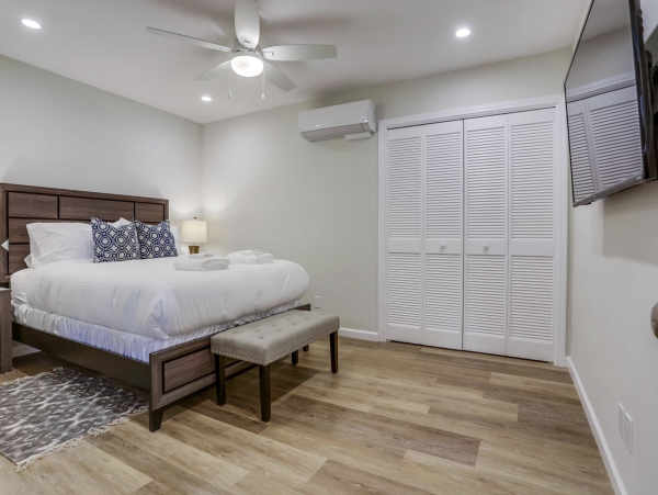 Mission Beach Vacation Home Plus Guest House Sleeps 5