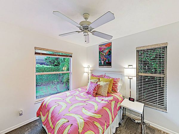 Contemporary 4 Bedroom Home Private Pool in Marco Island