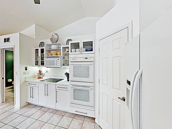 Contemporary 4 Bedroom Home Private Pool in Marco Island