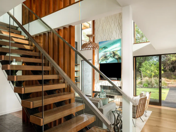 Spectacular Waimea Vacation Home with Tennis Court