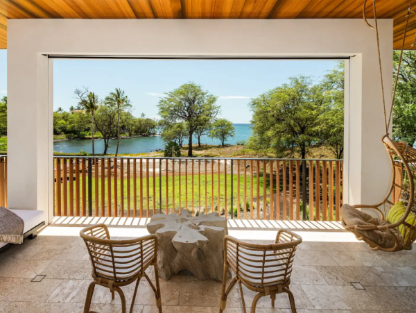 Spectacular Waimea Vacation Home with Tennis Court