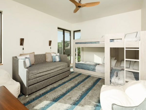 Spectacular Waimea Vacation Home with Tennis Court