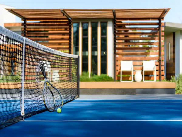 Spectacular Waimea Vacation Home with Tennis Court