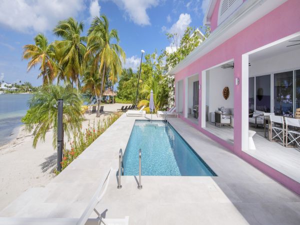 Cayman Islands Home 941867